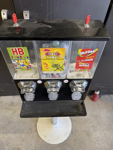 Sweet stand vending - stand, machine