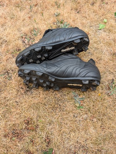 Reebok baseball cleats 9 - baseball,