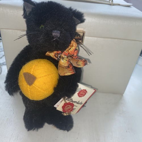 Halloween cat black - black,, mohair
