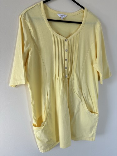 Women cotton traders - cotton,