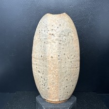 Alan Wallwork vase 21 cm tall