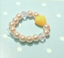 Yellow Heart Stretch Ring 