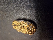 9ct Gold Nugget Pendant With