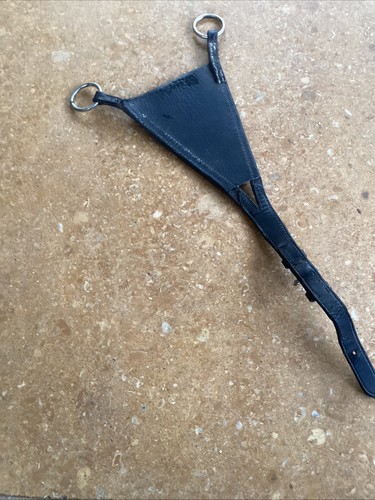 Bib martingale attachment - bib,