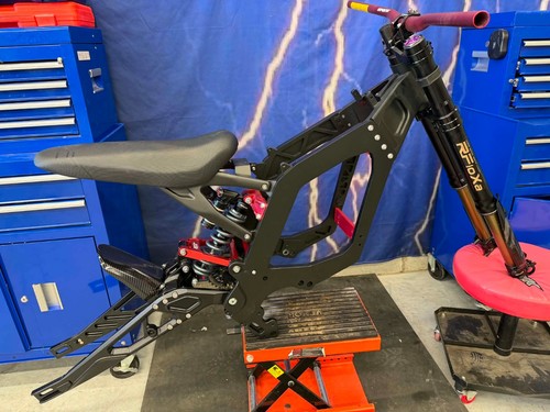 Ultimate sur ron custom - custom, dirt