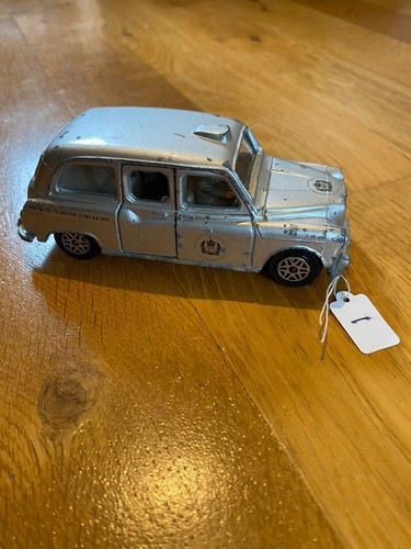 Dinky toys austin taxi - dinky,