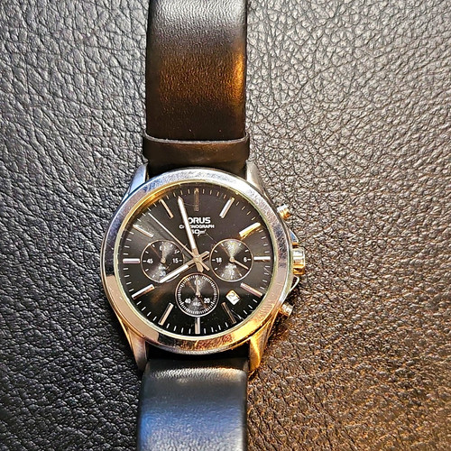 Lorus black dial - dial, chronograph