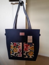 Joules Weekend bag - brand new - no toiletries with this bag