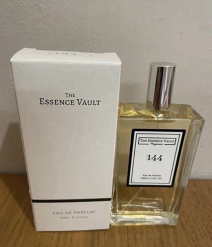 The essence vault - vault, perfume