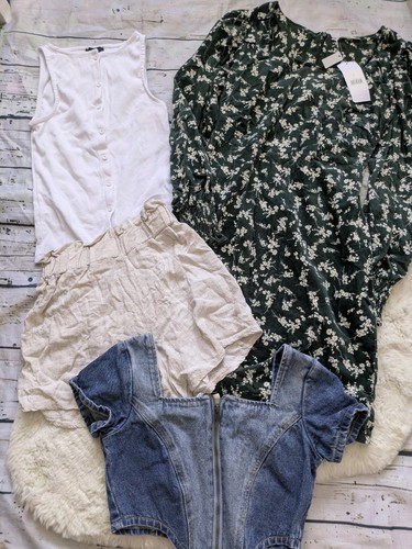 Size ladies clothes bundle - size,