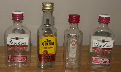 Empty miniature plastic - 4,