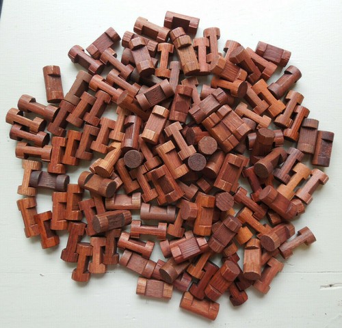 Lot vintage lincoln logs - lot,