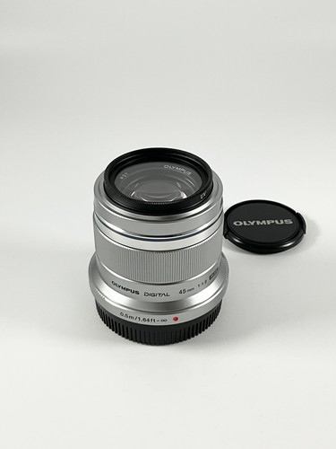 Olympus zuiko 45mm - 45mm, f/1.8