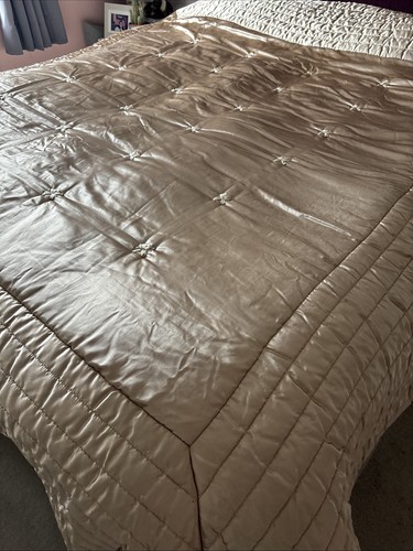 Satin quilted - satin,