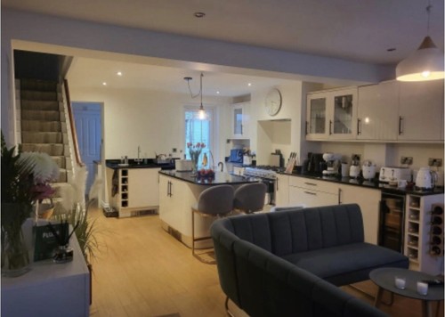 Display kitchen with - display,