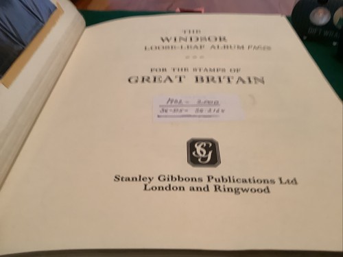 Windsor hingeless album mnh - uk,