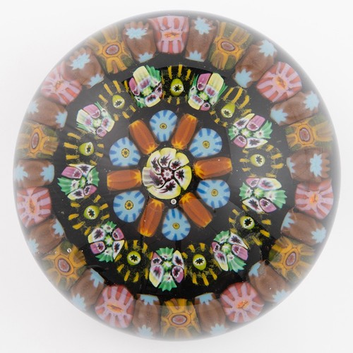 Paul ysart paperweight - paul,