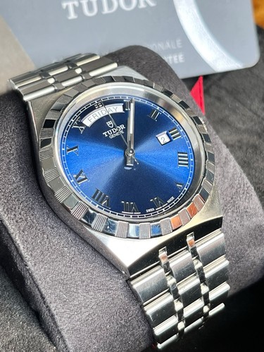 Tudor royal blue - tudor,