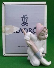 LLADRO MINI ELF - CHRISTMAS