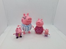 Peppa Pig Bedtime Family Figure Set Mummy Daddy Peppa George Pig