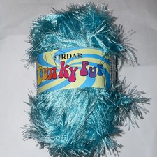 Sirdar Yarn - FUNKY FUR - #545