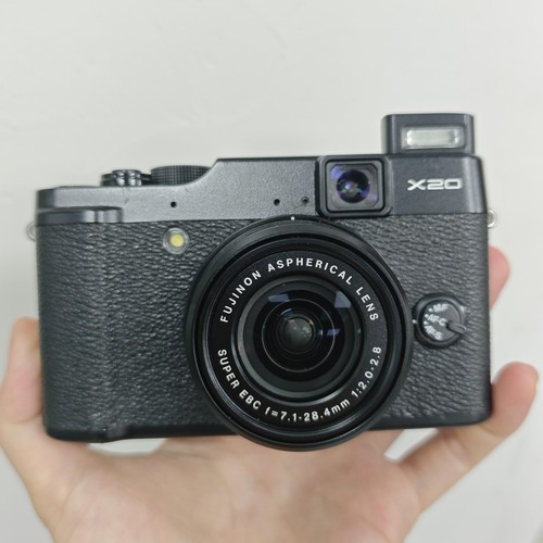 New fujifilm x20 0mp - 90%new,