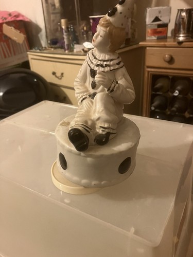 Musicial clown figurine - musicial,