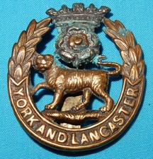 THE YORK & LANCASTER REGIMENT BI METAL BRITISH MILITARY CAP BADGE - SLIDER