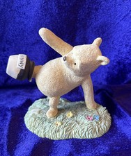 Disney Classic Pooh With Hunny Pot On Foot Figurine A3938
