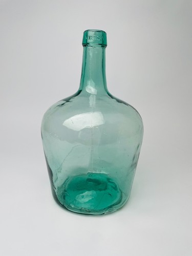 Vintage viresa green glass - green,