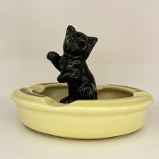 Tobacciana Mid Century Black