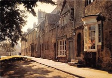 B86818 the bow window chipping