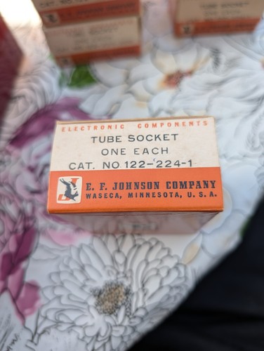 Johnson tube socket - johnson,