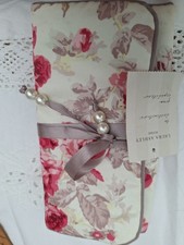 Laura Ashley jewellery roll