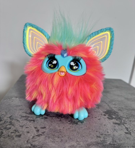 Furby hasbro 2023 mint - furby,