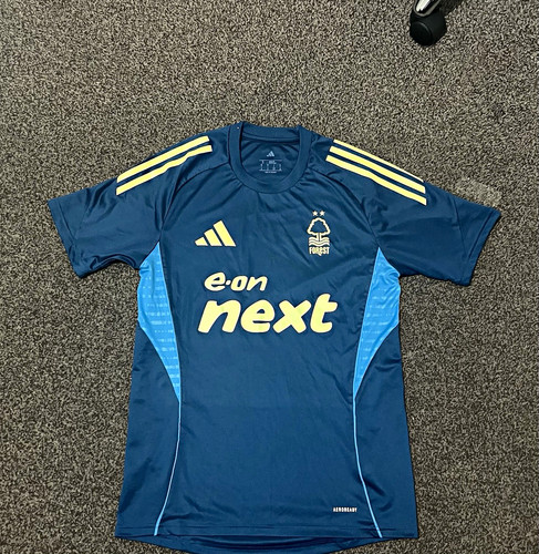 Adidas nottingham forest - nottingham,
