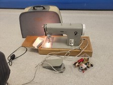 Vintage Pfaff 80 Sewing