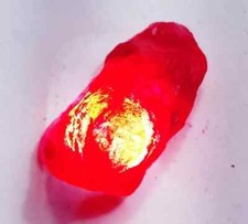 Natural Red Beryl Rough 28.90 Ct Certified Loose Gemstone With Free Gift