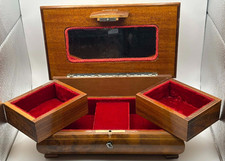 Vintage Mapsa Wooden Jewellery