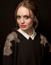 SEXY LAURA HADDOCK 8x10 PHOTO