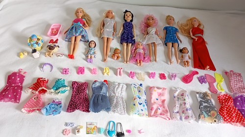 Large barbie dolls accessories - dolls,