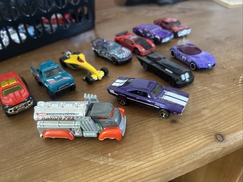 Hot wheels job - hot, lot