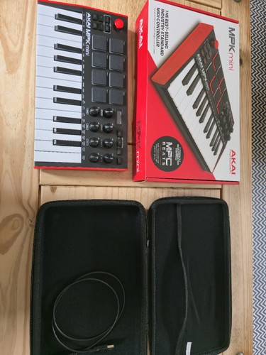 Akai mpk mini - akai, boxed