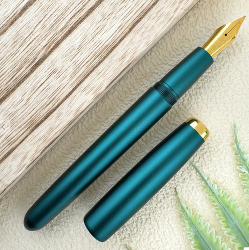 Tom studio fountain - pen, in