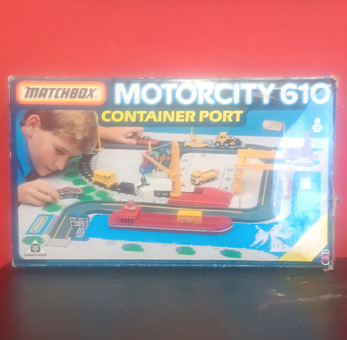 Matchbox motorcity 610 - matchbox,