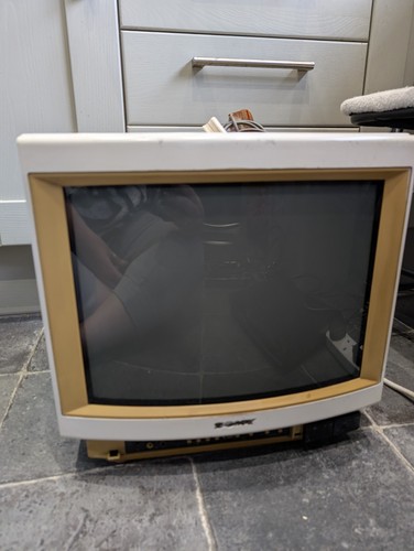 Sony trinitron m16tu crt - sony, kv-m16tu
