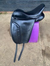 Thorowgood T6 Dressage Saddle. 17.5" Adjustable Gullet. Cob Saddle