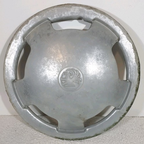 Vauxhall cavalier wheel - 13",