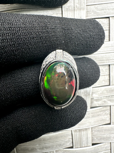 Ethiopian smoked opal with - smoked,