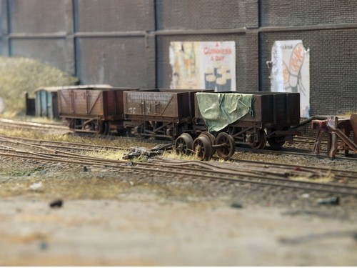 Weathered wagons gauge - weathered,